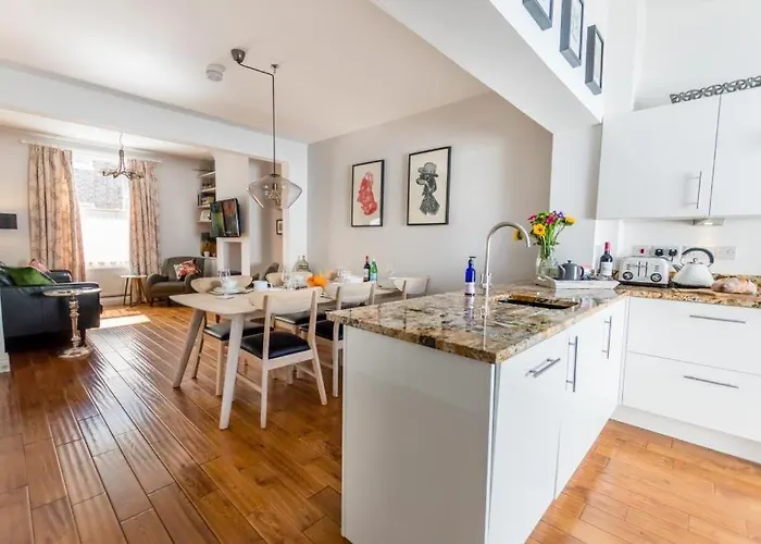 48 Fairfax Street Villa York